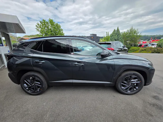 HYUNDAI Tucson 1.6 TGDi HEV 4WD Origo Black Line