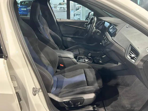 BMW 120i Pure M Sport Steptronic