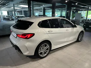 BMW 120i Pure M Sport Steptronic