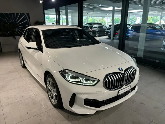 BMW 120i Pure M Sport Steptronic