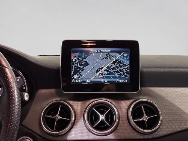 MERCEDES-BENZ CLA Shooting Brake 220 Urban 4Matic 7G-DCT