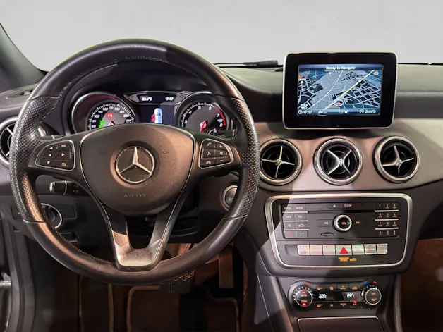 MERCEDES-BENZ CLA Shooting Brake 220 Urban 4Matic 7G-DCT