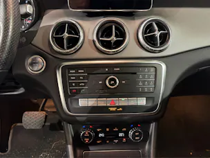 Mercedes-Benz CLA Shooting Brake 220 Urban 4Matic 7G-DCT