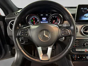 Mercedes-Benz CLA Shooting Brake 220 Urban 4Matic 7G-DCT