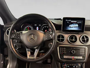 Mercedes-Benz CLA Shooting Brake 220 Urban 4Matic 7G-DCT