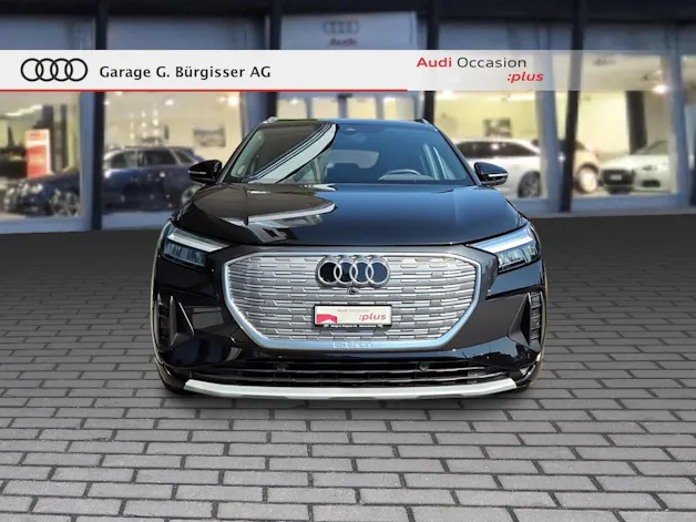 Audi Q4 e-tron 45 quattro Mythosschwarz Metallic