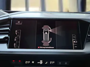 Audi Q4 e-tron 45 quattro Mythosschwarz Metallic