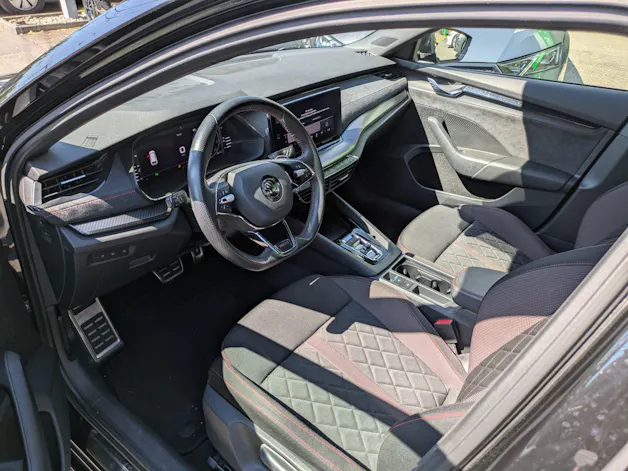Škoda Octavia Combi 2.0 TSI DSG RS