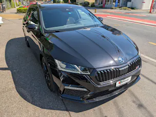 Škoda Octavia Combi 2.0 TSI DSG RS