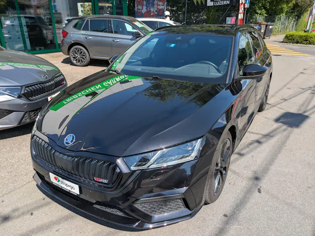 Škoda Octavia Combi 2.0 TSI DSG RS