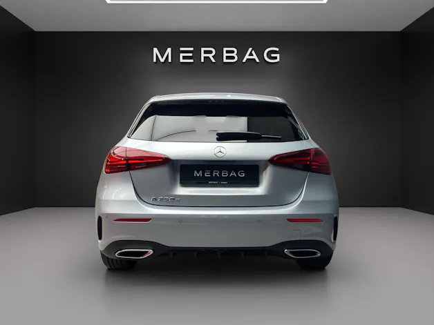 MERCEDES-BENZ A 250 e EQ Star 8G-DCT