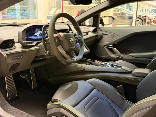 Lamborghini Temerario HPEV