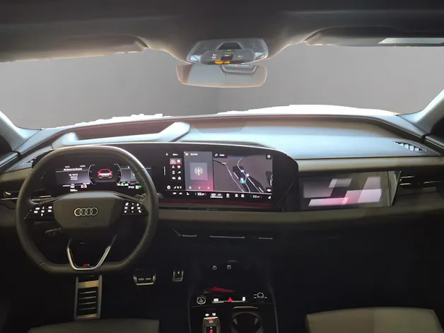 AUDI Q6 e-tron quattro