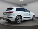 AUDI Q6 e-tron quattro