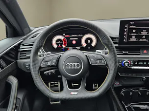 Audi RS4 Avant 25 year edition quattro tiptronic