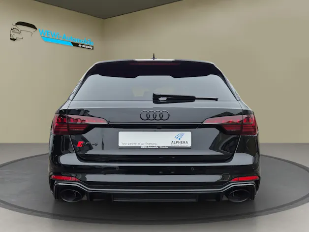 Audi RS4 Avant 25 year edition quattro tiptronic
