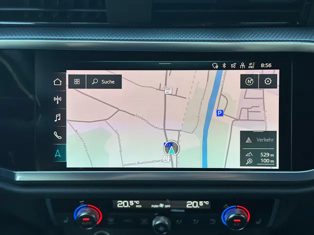 Audi Q3 45 TFSI e S line S-tronic