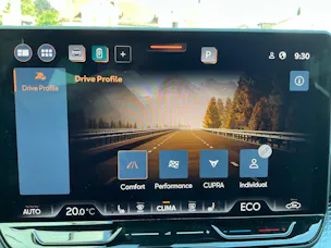 Cupra Leon Sportstourer 1.5 e-Hybrid 204 PS VZ *** PURE PERFORMANCE PAKET ***