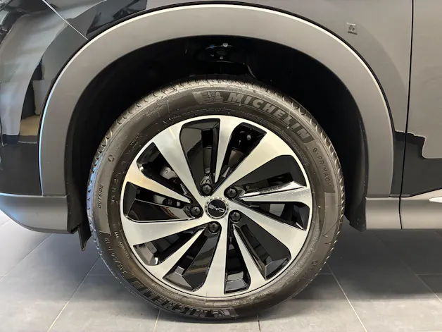 BYD Seal U DM-i Design AWD