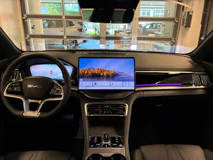 BYD Seal U DM-i Design AWD