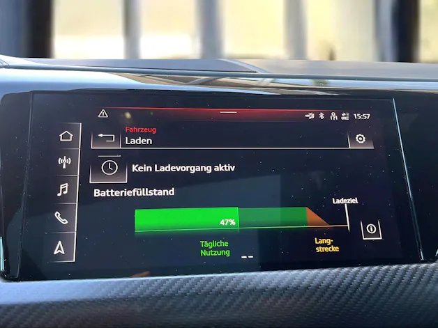 Audi e-tron GT quattro Mythosschwarz Metallic