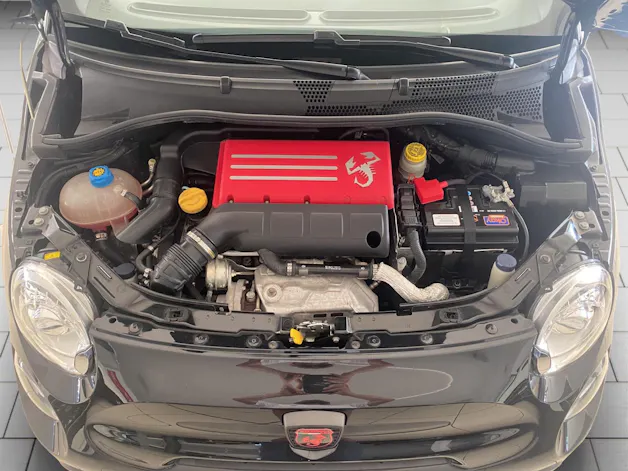 Fiat 595C 1.4 16V Turbo Abarth Esseesse