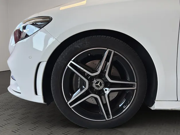 Mercedes-Benz B 220 4Matic AMG Line 7G-DCT