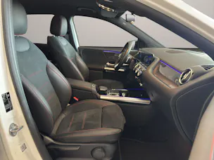 Mercedes-Benz B 220 4Matic AMG Line 7G-DCT