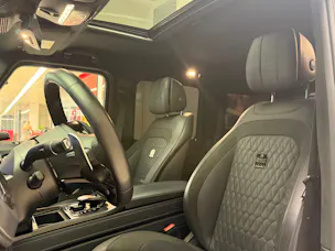 Mercedes-Benz G 63 AMG 4x4 Speedshift Plus G-Tronic / BRABUS 900