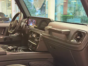Mercedes-Benz G 63 AMG 4x4 Speedshift Plus G-Tronic / BRABUS 900