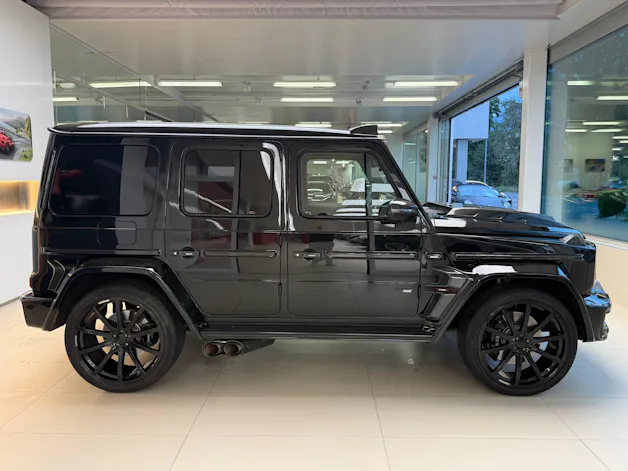 Mercedes-Benz G 63 AMG 4x4 Speedshift Plus G-Tronic / BRABUS 900