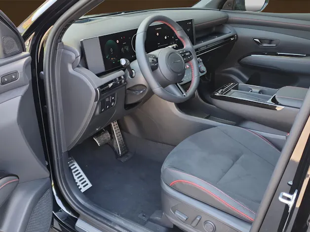 HYUNDAI Tucson 1.6 T-GDi HEV N-Line 4W Sunroof