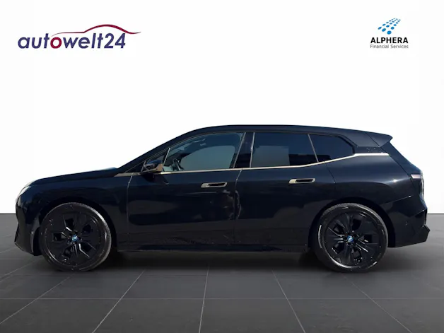 BMW iX M60