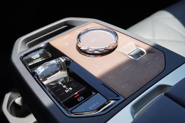 BMW iX M60