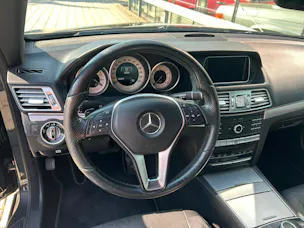 Mercedes-Benz E 250 7G-Tronic