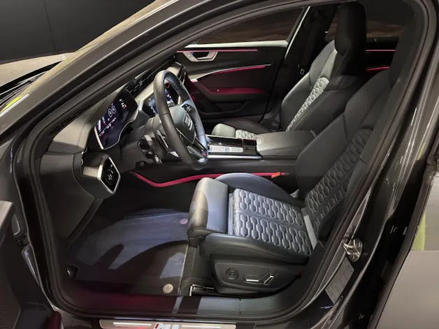 AUDI RS6 Avant 4.0 TFSI V8 Performance quattro