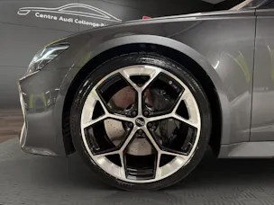 AUDI RS6 Avant 4.0 TFSI V8 Performance quattro