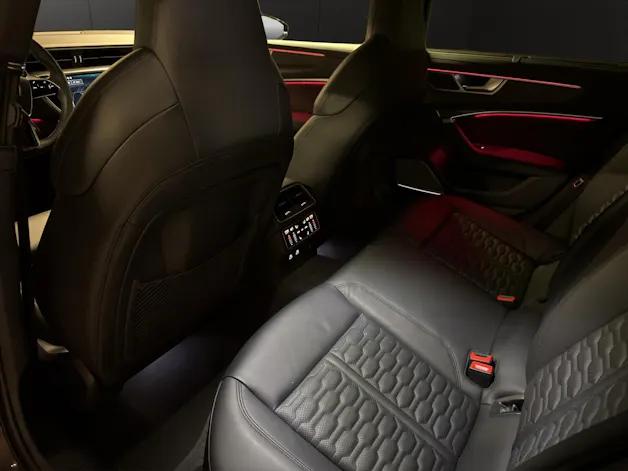 AUDI RS6 Avant 4.0 TFSI V8 Performance quattro