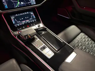 AUDI RS6 Avant 4.0 TFSI V8 Performance quattro