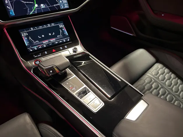 AUDI RS6 Avant 4.0 TFSI V8 Performance quattro