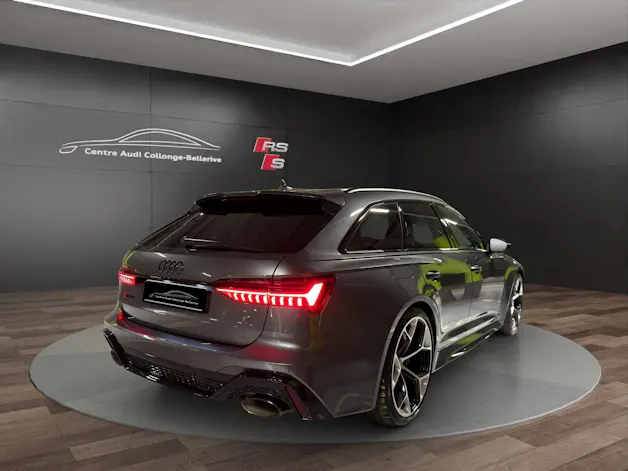 AUDI RS6 Avant 4.0 TFSI V8 Performance quattro