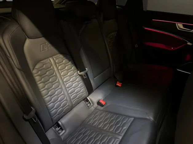 AUDI RS6 Avant 4.0 TFSI V8 Performance quattro