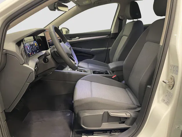VW Golf Variant 1.5 eTSI mHEV Basis