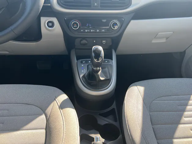 Hyundai i10 1.2 Vertex Automat