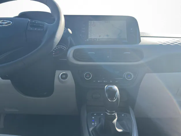 Hyundai i10 1.2 Vertex Automat
