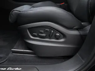 Porsche Cayenne Turbo E-Hybrid Coupé mit GT-Paket