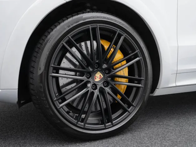 Porsche Cayenne Turbo S E-Hybrid Coupé