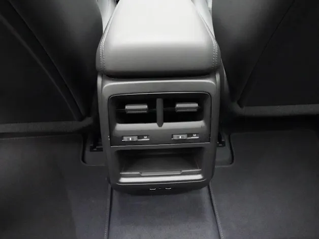 Porsche Macan 4