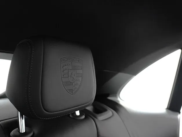 Porsche Macan 4