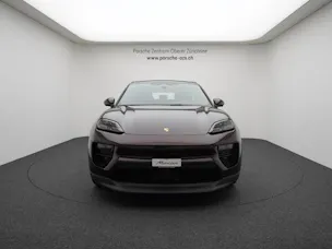 Porsche Macan 4